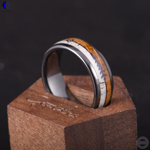 ג 'ינס תכשיטים שחור חץ ויסקי עץ ואנטלר מוטת כיפה כיפה טבעת קרמיקה שחורה 8 מ "מ גברים חתונה להקות תכשיטים טבעת גברים - Product Image 3