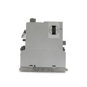 Nuevo Servoaccionamiento Lenze Original E84AVSCE3712SX0, Inversor de Frecuencia E84AVHCE5524SB0 16896152 16628434 13721684 E70ACMDE0104SA2ETR - Product Image 3