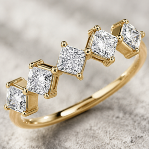 Anello Sottile con Cinque Pietre di Zirconia Cubica a Taglio Principessa per Donne, Gioiello Minimalista da Indossare Ogni Giorno - Product Image 4
