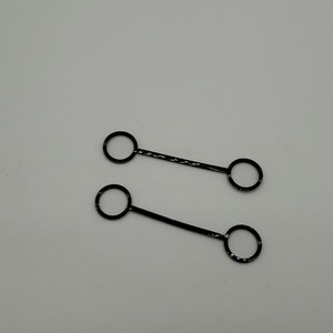 Pièces moulées avec précision en PVC Noir Blanc Transparent Composants industriels flexibles Moulage par découpe CNC - Product Image 1
