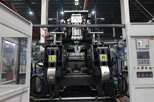 两层10-20l高密度聚乙烯化学瓶挤出吹塑机塑料农药瓶吹塑机在英国 - Product Image 5