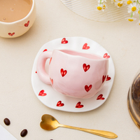 Ins forma irregular lindo corazón taza de café platillo conjunto pareja regalo logotipo impreso cerámica personalizada tazas de café espresso