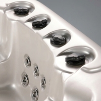 Bain à remous autoportant Sunrans avec 83 jets d'hydrothérapie et système de contrôle Balboa pour spa extérieur et bain de massage