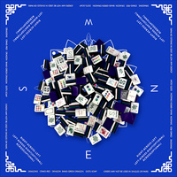 Mahjong américain à motif de fleurs de mandala bleues avec des tuiles rayées vertes et un tapis de jeu pour les soirées de jeux en famille, cadeau