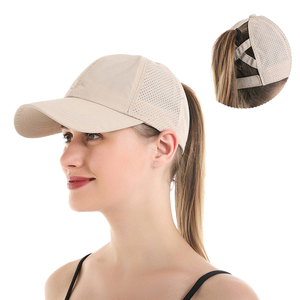 Gorra de béisbol para mujer con cola de caballo cruzada, ajustable, estilo urbano, deportiva, para moño alto despeinado, de secado rápido - Product Image 1
