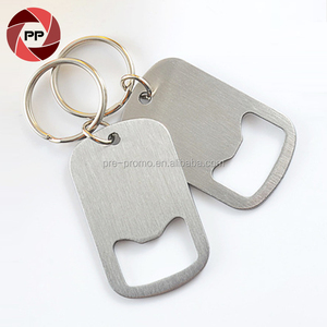 Venta al por mayor de acero inoxidable mini Etiqueta de perro abrebotellas llavero - Product Image 1