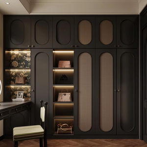 וינטג 'בסגנון עתיק שחור עץ מלא armoire רטרו רהיטים עם גילופים מעוטרים ארון בגדים לבית - Product Image 1