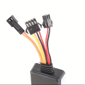 4G 2G 8-wire <span class=keywords><strong>Car</strong></span> GPS Tracker cho xe và xe Hệ thống theo dõi với phát hiện ACC cắt động cơ nhiên liệu không có phí dịch vụ - Product Image 2