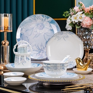 Service complet de bols et assiettes en porcelaine fine (Bone China) à motif végétal, compatible micro-ondes, pour la maison, cadeau d'entreprise Jingdezhen - Product Image 4