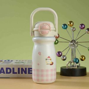 Stainless Steel Bottle With Modern Design and Vacuum Insulation - Product Image 1