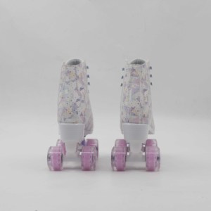 <span class=keywords><strong>Patines</strong></span> de Cuero PU - <span class=keywords><strong>Patines</strong></span> de Cuatro Ruedas Ajustables de Primera Calidad con Ruedas Luminosas y Rodamientos ABEC-7 para Mujeres y Niños - Product Image 5