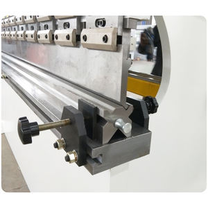 30 40 63 80 100 125 160 Tonnen 1300 1600 2500 3200 MM Hersteller von hydraulischen NC-Abkant pressen - Product Image 6