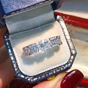 Anillo de Diamantes F1734, Corte Esmeralda, Color D Natural, Certificado por GIA, Joyería Clásica de Compromiso para Mujer - Product Image 1