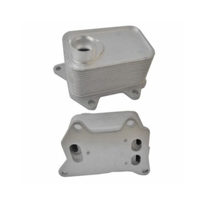 06L117021C 06L117021E 06K117021C 06K117021F 06K117021H Enfriador de aceite y Gakset para VW Jetta <span class=keywords><strong>Golf</strong></span> Audi A5 Q5 1,<span class=keywords><strong>8</strong></span> T 2,0 T - Product Image 1