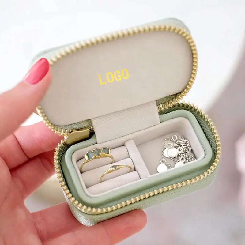 Mini portagioie da viaggio con Logo personalizzato portagioie portatile con cerniera ad anello custodia in velluto piccola confezione di gioielli scatola per collana in velluto