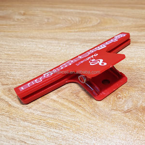 Bureau école logo personnalisé publicité pinces rouges grande grande longue pince en plastique papier pince à lime longue partition musicale pince à <span class=keywords><strong>musique</strong></span> - Product Image 2