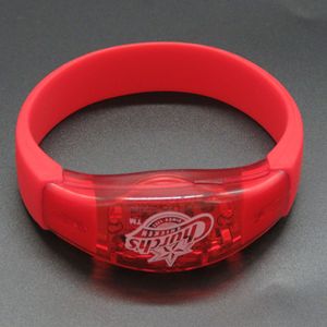 Bracelet LED personnalisé activation vocale lumineuse clignotante pour les fêtes musicales pour la remise des diplômes fête des pères saint valentin - Product Image 5