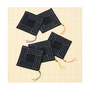 Sets de table carrés en tissu avec broderie à motifs géométriques, style traditionnel, lavables à la main, en matière fine - Product Image 2