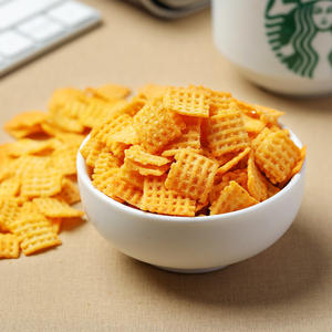 Großhandel Zhaohui 72g Reis <span class=keywords><strong>chips</strong></span> Reis kruste Chinesische <span class=keywords><strong>Snacks</strong></span> Snack-Tomate auf Getreide basis aromatisiert - Product Image 4