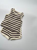 Ensemble de débardeurs et shorts pour nouveau-né personnalisé à rayures gaufrées pour enfants 2pcs vêtements gaufrés doux pour bébé