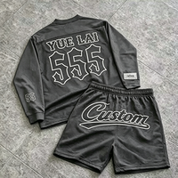 Ensemble 2 pièces pour homme, t-shirt noir à manches longues et col rond avec logo personnalisé et short en mesh, tenue décontractée légère et ample pour l'été
