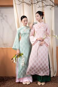 Vestido Ao Dai Vietnamita con Bordado de Flores de Cerezo y Detalles de Borlas, Diseño Tradicional de 2 Paneles KAD31 - Product Image 6