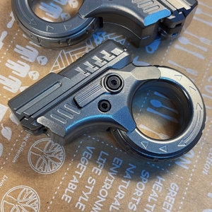 HALOOPLAYER Venta al por mayor AZ Ratchet Edc Metal Magnetic Fidget Slider Push Guns Alivio del estrés para adultos Spinners Anillos antiestrés - Product Image 4