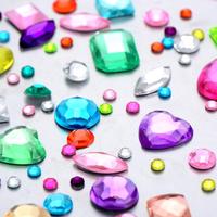Lot de bijoux artisanaux scintillants multicolores, feuilles de strass auto-adhésives, à coller sur le fer, pour décorer le corps et le téléphone