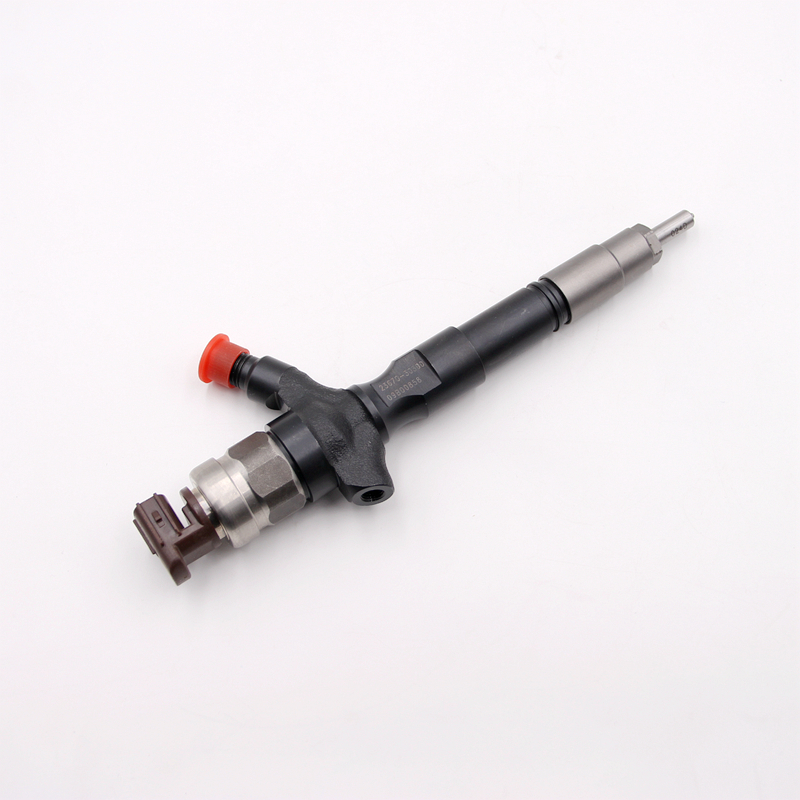 Diesel Fuel Injector 295900-0280 295900-0210 Common Rail Injection Nozzle 23670-30450 For TOYOTA