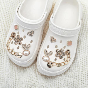 Accesorios para Zapatos de Goma, Flores de Estrás, Hebillas de Estilo Moderno para Decoración, Cadenas de Perlas - Product Image 4