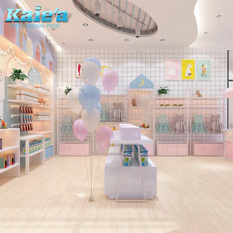 Encuentre el mejor fabricante de exhibidores de ropa en tiendas infantil y  exhibidores de ropa en tiendas infantil para el mercado de hablantes de  spanish en alibaba.com