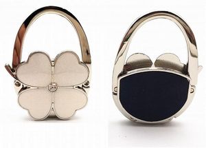 Gancho Plegable para Bolso White Clover, Elegante Colgador de Mesa para Bolsos, Cierre Magnético, Colgador de Bolsos de Terciopelo para Bodas y Cumpleaños - Product Image 4