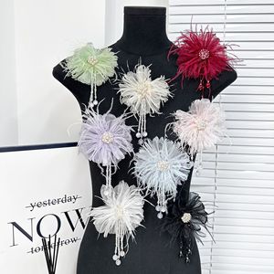 Apliques de Flores Bordados Chineses em Prata, Patches de Tecido com Miçangas para Jeans, Broches 3D de Malha para Chapéus e Roupas para Casamentos e Festas - Product Image 1