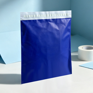 Bolsas de polietileno azules personalizadas, autoadhesivas, impermeables, para envíos de ropa. - Product Image 4