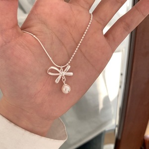 Collar con Colgante de Calcedonia Verde Incrustada en Plata de Ley S925, Nuevo Estilo Chino, Diseño de Lujo Ligero, Collar de Perlas para Clavícula - Product Image 3