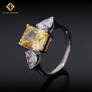 Bague pour femme en argent sterling 925 avec diamant VVS jaune doré de grande taille 8*10 mm de haute qualité - Product Image 4