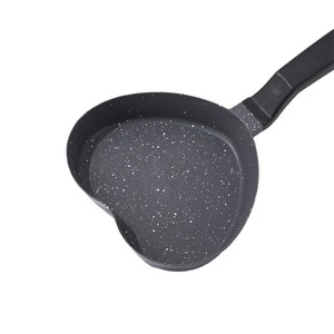 Poêle à frire miniature en forme de cœur personnalisée, en pierre Maifan antiadhésive, pour le petit-déjeuner, usage enfant. - Product Image 1