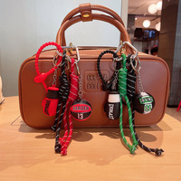 Porte-clés de sport en forme de gant de boxe ou de basketball, avec cordon tressé, breloque pour sac à dos, pendentif pour clés de voiture, cadeau pour les fans de sport