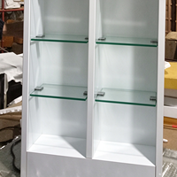 Vitrine d'exposition en verre LED MDF blanc de luxe, sur mesure, pour salon de beauté, présentoir cosmétique pour produits de soin de la peau, magasin de vente au détail