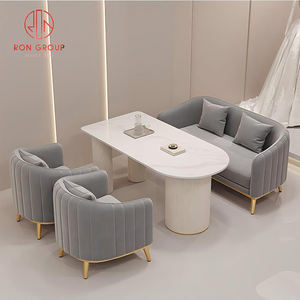 ชุดเฟอร์นิเจอร์ร้านอาหารทันสมัยบูธโซฟากำมะหยี่สีเทาพร้อมโต๊ะกลมหินอ่อนและขาโลหะสีทองสำหรับ<span class=keywords><strong>คาเฟ่</strong></span> - Product Image 2