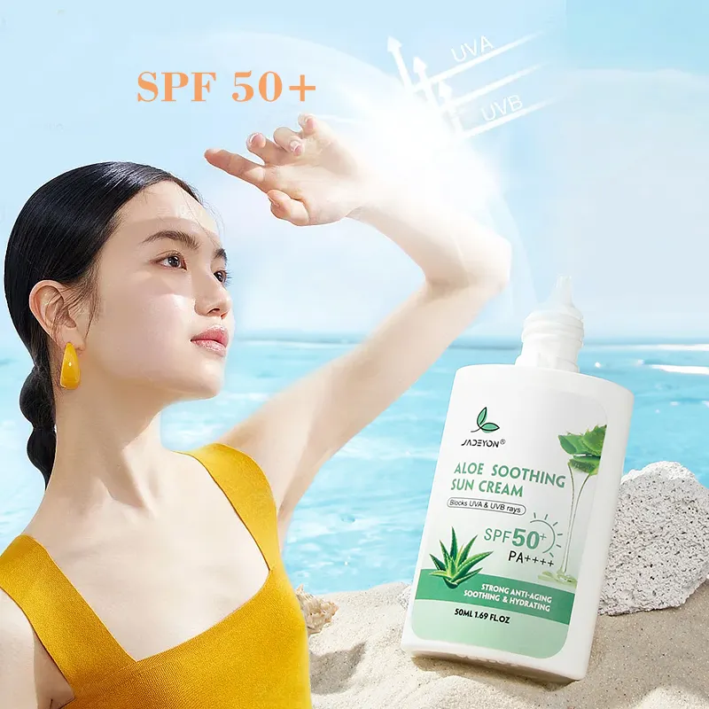 Bloco de sol completo do OEM com protetor solar orgânico natural Spf 50 do vegetariano do ácido hialurónico com aloés ácido hialurónico creme de sol calmante