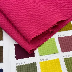 Rose moda dobra tecido multi cor franzido verificar 100% poliéster seersucker tecido para mulheres crianças