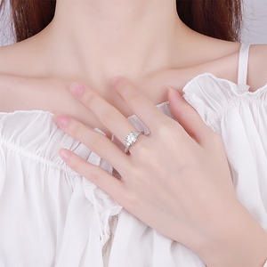 ขายส่ง2กะรัต VVS D Moissanite แหวนเกรดสูง S925เงินสเตอร์ลิงป้องกันการเสื่อมเสียแหวนหมั้นเครื่องประดับสัญญาสำหรับผู้หญิง - Product Image 3