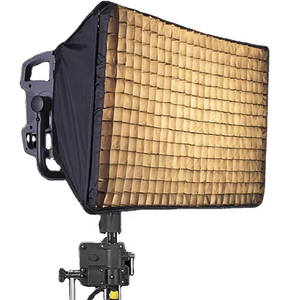 Сценический светодиодный светильник для студийной съемки, белый свет, CRI 96, управление DMX512, угол луча 110° - Product Image 1