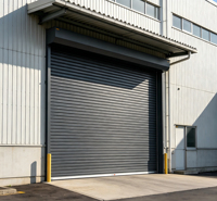 Porte de garage résidentielle isolée en acier coloré anti-corrosion, sur mesure, avec isolation thermique