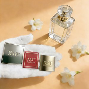 Impresión personalizada impermeable oro estampado autoadhesivo pegatinas de Metal en relieve botella de Perfume etiquetas de aluminio impresas - Product Image 1