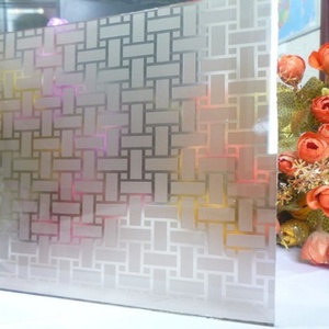 Vidrio Estampado Transparente o de Color de 3 mm a 12 mm de Espesor, Vidrio Flotado Figurado Laminado, de Fábrica China - Product Image 2