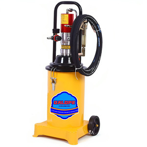 <span class=keywords><strong>Pistolet</strong></span> d'injecteur de <span class=keywords><strong>graisse</strong></span> <span class=keywords><strong>pneumatique</strong></span> à haute pression portable 13KG 15KG 18KG <span class=keywords><strong>Pistolet</strong></span> d'injecteur de <span class=keywords><strong>graisse</strong></span> <span class=keywords><strong>pneumatique</strong></span> 12L 20L 35L 40L Pompe à seau de <span class=keywords><strong>graisse</strong></span> automatique à commande <span class=keywords><strong>pneumatique</strong></span> - Product Image 2
