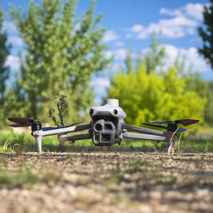 Dron Matrice 4T con Múltiples Lentes, Cámara Infrarroja de 640x512, Video 4K, Aluminio, 49 Minutos de Vuelo, para Topografía Forestal y Gestión de Activos - Product Image 1