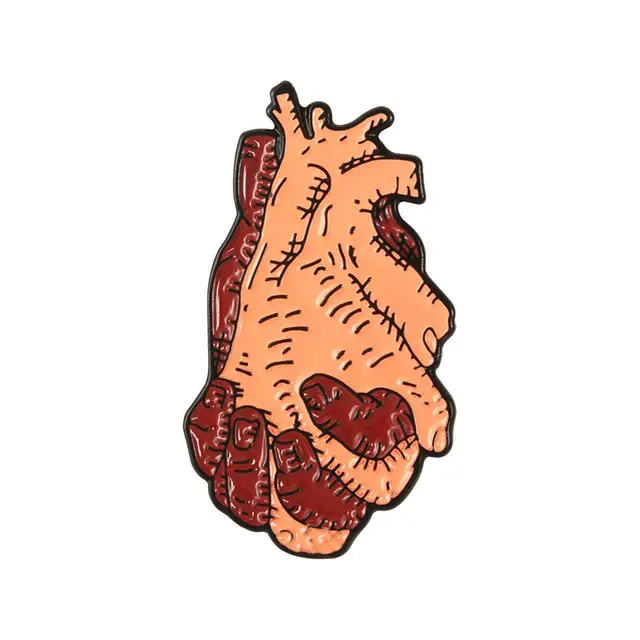 Aşk Acıyor Bandaj Sıcak Eller Birbirine Anatomik Kalp Punk Sarılmış Kalp Rozetleri Emaye Pimleri